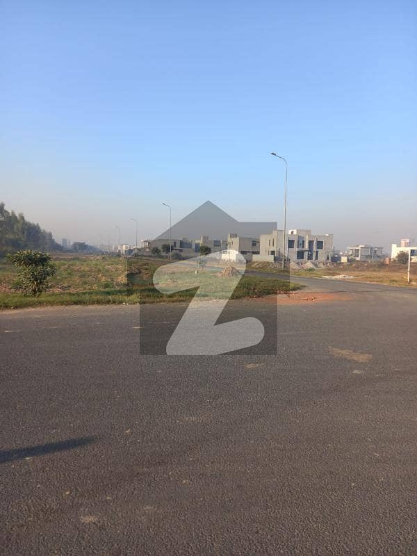 Kanal Plot Facing Park Kanal Plot Facing Park