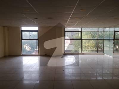 Investment Corridor And Builders Proudly Offer Area 1800 Square Feet Corporate Office Available For Rent in Main Boulevard Road Gulberg 3 Lahore