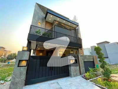 Original Pictures & Genuine Demand 5 Marla House for Sale in DHA 9 Town Lahore
