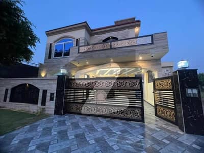بحریہ انکلیو بحریہ ٹاؤن,اسلام آباد میں 5 کمروں کا 10 مرلہ مکان 5.6 کروڑ میں برائے فروخت۔ بحریہ انکلیو بحریہ ٹاؤن,اسلام آباد میں 5 کمروں کا 10 مرلہ مکان 5.6 کروڑ میں برائے فروخت۔
