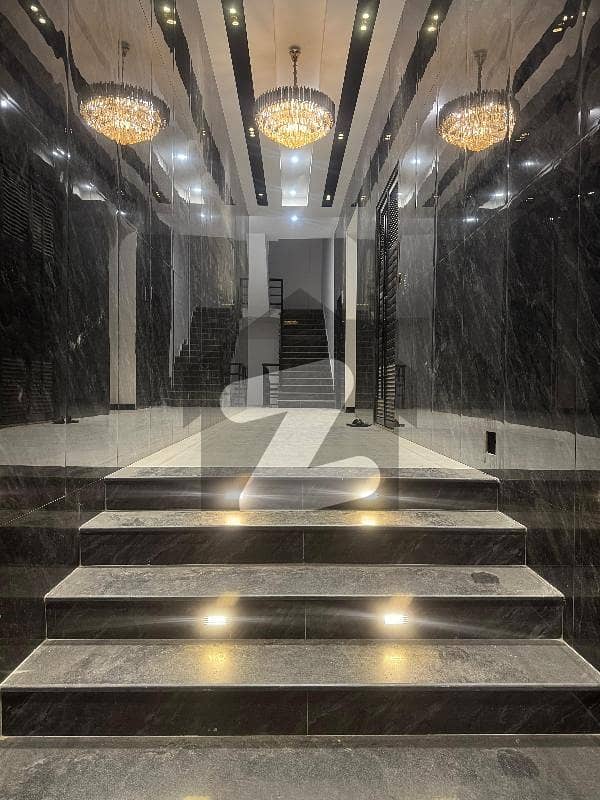 3 BED D/D WITH CAR PARKING AVAILABLE FOR SALE 3 BED D/D WITH CAR PARKING AVAILABLE FOR SALE