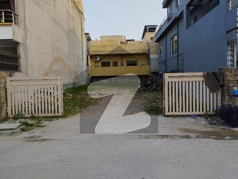 پی ڈبلیو ڈی ہاؤسنگ سکیم اسلام آباد میں 10 مرلہ رہائشی پلاٹ 2.25 کروڑ میں برائے فروخت۔ پی ڈبلیو ڈی ہاؤسنگ سکیم اسلام آباد میں 10 مرلہ رہائشی پلاٹ 2.25 کروڑ میں برائے فروخت۔