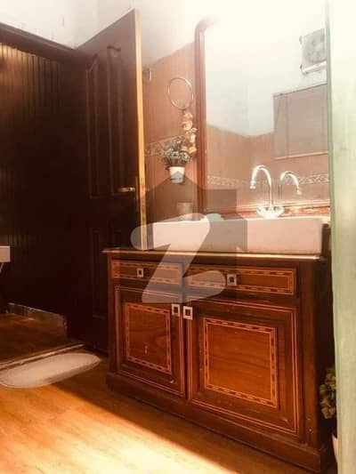 10 Marla Double story House Available For sell In Faisal Town Lahore