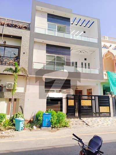 5 Marla House For Sale in Etihad Town Premium Location 5 Marla House For Sale in Etihad Town Premium Location