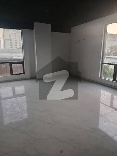 گلبرگ لاہور میں 3 مرلہ دفتر 56.0 ہزار میں کرایہ پر دستیاب ہے۔