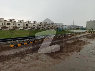 Good Location 10 Marla House For Sale Available In DHA Defence Good Location 10 Marla House For Sale Available In DHA Defence