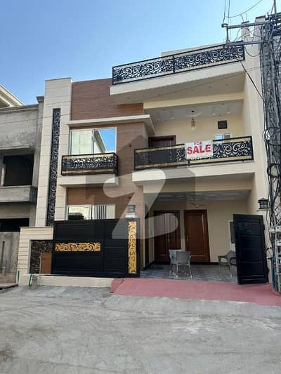 گلریز ہاؤسنگ سکیم راولپنڈی میں 5 کمروں کا 7 مرلہ مکان 3.45 کروڑ میں برائے فروخت۔ گلریز ہاؤسنگ سکیم راولپنڈی میں 5 کمروں کا 7 مرلہ مکان 3.45 کروڑ میں برائے فروخت۔