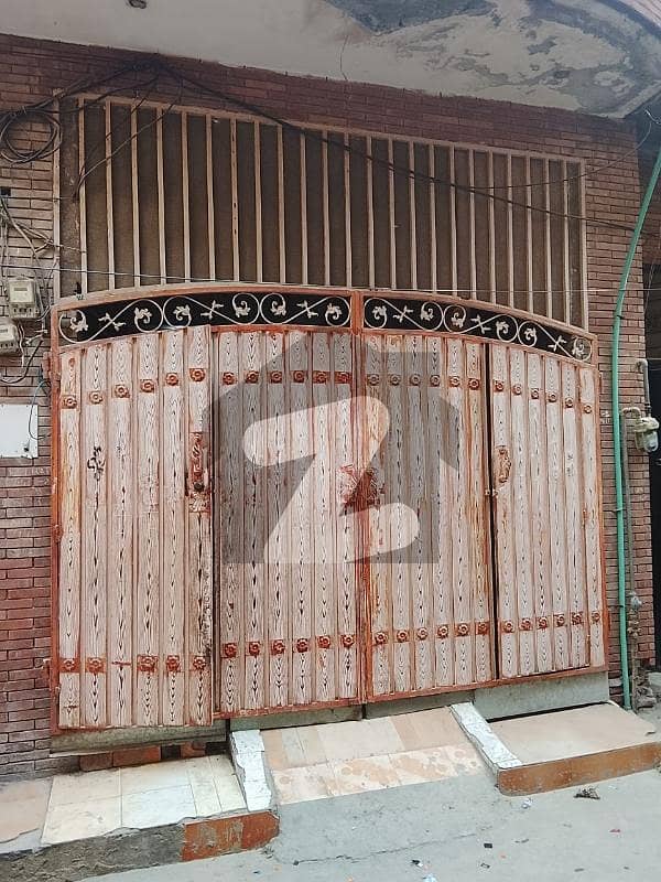 صوفی آباد لاہور میں 2 کمروں کا 2 مرلہ مکان 60.0 لاکھ میں برائے فروخت۔