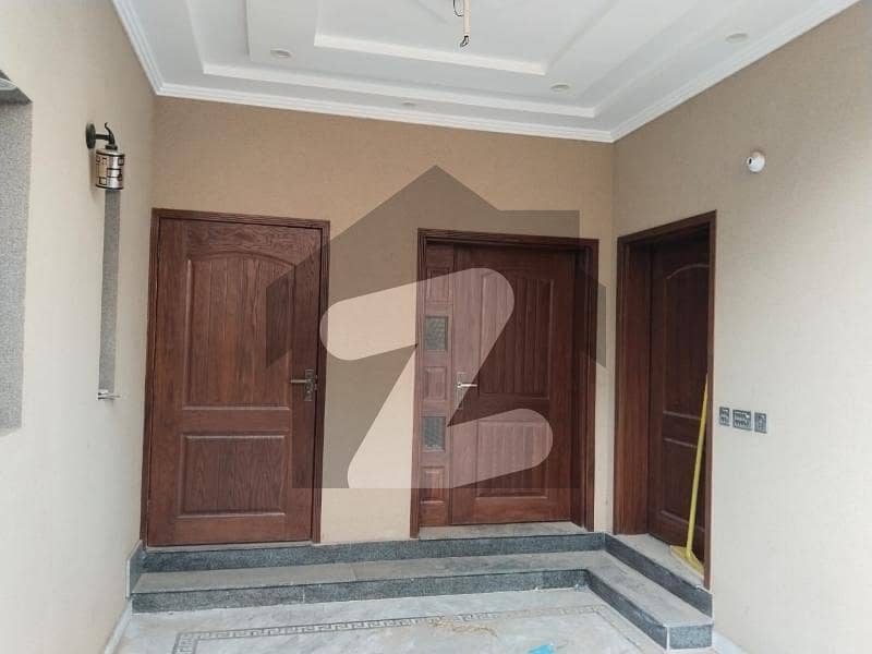 5 MARLA HOUSE AVAILABLE FOR RENT