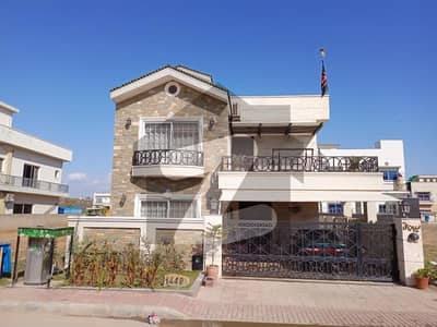 10 Marla Beautiful House for Sale Bahria Town Phase 8, Overseas Block 3 10 Marla Beautiful House for Sale Bahria Town Phase 8, Overseas Block 3