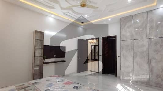 10 Marla House In LDA Avenue Is Best Option