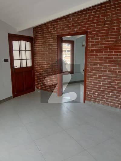 Ideal Prime Location 2185 Square Feet Flat has landed on market in Clifton - Block 3, Karachi Ideal Prime Location 2185 Square Feet Flat has landed on market in Clifton - Block 3, Karachi