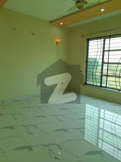 Lower lock 1 Kanal Upper Portion for Rent in DHA Lahore Phase 3 Block W