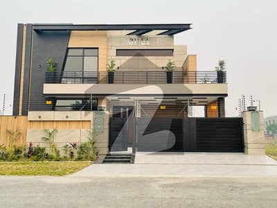 ڈی ایچ اے فیز 3 ڈیفنس (ڈی ایچ اے),لاہور میں 4 کمروں کا 10 مرلہ مکان 1.3 لاکھ میں کرایہ پر دستیاب ہے۔ ڈی ایچ اے فیز 3 ڈیفنس (ڈی ایچ اے),لاہور میں 4 کمروں کا 10 مرلہ مکان 1.3 لاکھ میں کرایہ پر دستیاب ہے۔