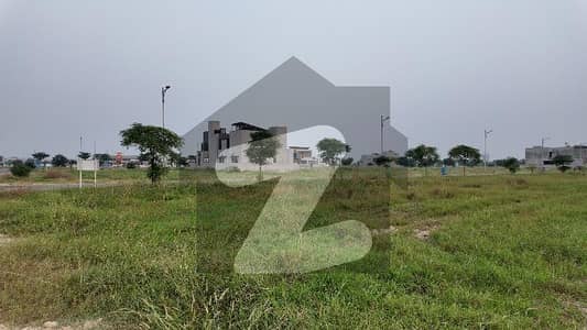 ڈی ایچ اے فیز 7 ڈیفنس (ڈی ایچ اے),لاہور میں 1 کنال رہائشی پلاٹ 3.85 کروڑ میں برائے فروخت۔ ڈی ایچ اے فیز 7 ڈیفنس (ڈی ایچ اے),لاہور میں 1 کنال رہائشی پلاٹ 3.85 کروڑ میں برائے فروخت۔