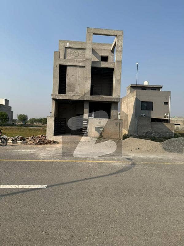 5 Marla Grey Structure Facing Park Pine Avenue Connected On 60 Feet Road Available For Sale In Lake City 5 Marla Grey Structure Facing Park Pine Avenue Connected On 60 Feet Road Available For Sale In Lake City