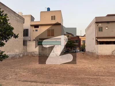 On Excellent Location 5 Marla Commercial on Ground Plot For sale In Lahore On Excellent Location 5 Marla Commercial on Ground Plot For sale In Lahore