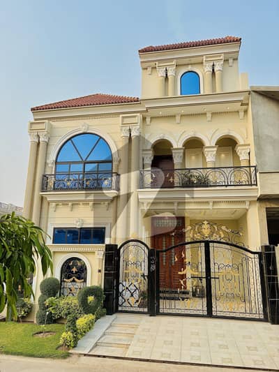 ایڈمز