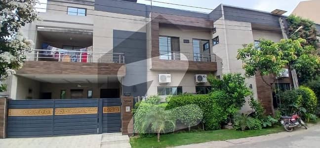 پی سی ایس آئی آر ہاؤسنگ سکیم فیز 2 پی سی ایس آئی آر ہاؤسنگ سکیم,لاہور میں 4 کمروں کا 15 مرلہ بالائی پورشن 1.05 لاکھ میں کرایہ پر دستیاب ہے۔ پی سی ایس آئی آر ہاؤسنگ سکیم فیز 2 پی سی ایس آئی آر ہاؤسنگ سکیم,لاہور میں 4 کمروں کا 15 مرلہ بالائی پورشن 1.05 لاکھ میں کرایہ پر دستیاب ہے۔