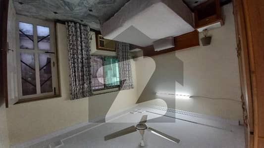 G10, 30/55 House For Sale