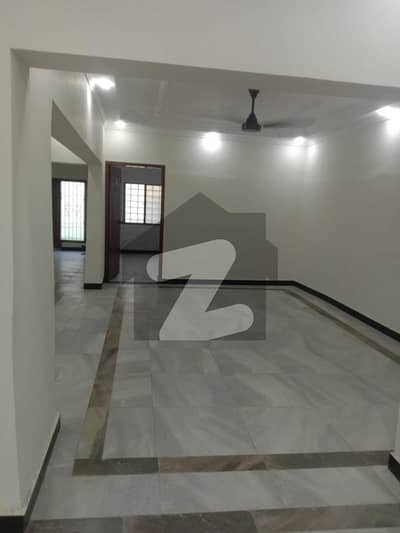 House 9 Bedrooms 250 Yards Fully Renovated Available For Sale In Block 7 Clifton