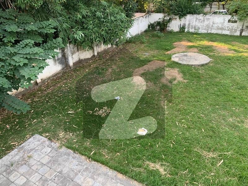 ایف ۔ 7 اسلام آباد میں 7 کمروں کا 4 کنال مکان 17.5 ارب میں برائے فروخت۔ ایف ۔ 7 اسلام آباد میں 7 کمروں کا 4 کنال مکان 17.5 ارب میں برائے فروخت۔