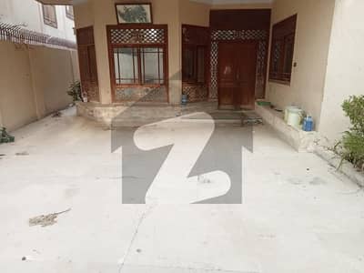 نارتھ ناظم آباد ۔ بلاک بی نارتھ ناظم آباد,کراچی میں 6 کمروں کا 1 کنال مکان 3.25 لاکھ میں کرایہ پر دستیاب ہے۔ نارتھ ناظم آباد ۔ بلاک بی نارتھ ناظم آباد,کراچی میں 6 کمروں کا 1 کنال مکان 3.25 لاکھ میں کرایہ پر دستیاب ہے۔