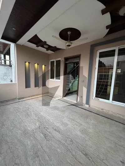 35*70 House For Rent in G13 Islamabad Man double road 35*70 House For Rent in G13 Islamabad Man double road