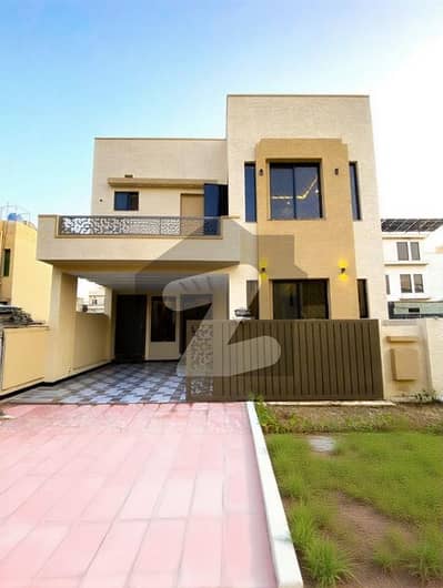 LOW PRICE 7 MARLA DESIGNER HOUSE FOR SALE LOW PRICE 7 MARLA DESIGNER HOUSE FOR SALE
