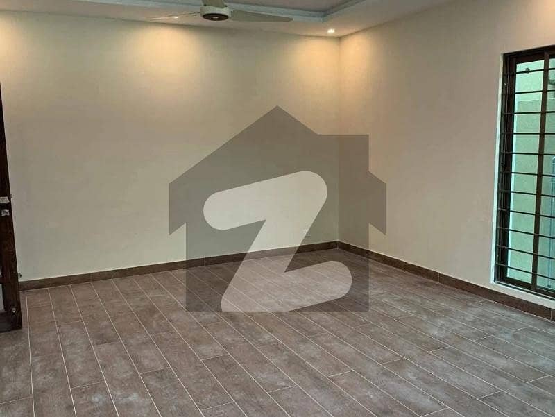 ای ۔ 11 اسلام آباد میں 3 کمروں کا 16 مرلہ بالائی پورشن 1.4 لاکھ میں کرایہ پر دستیاب ہے۔