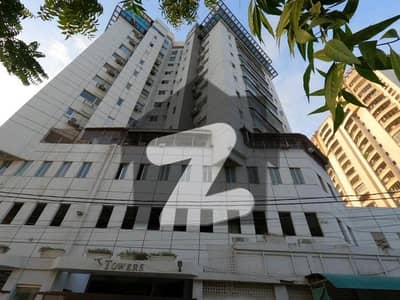 سوِل لائنز کراچی میں 4 کمروں کا 11 مرلہ فلیٹ 7.5 کروڑ میں برائے فروخت۔