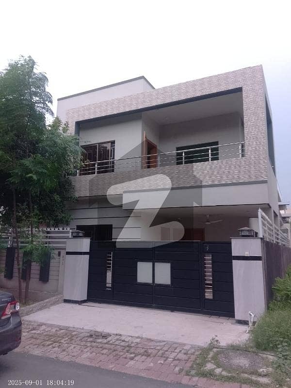 10 Marla House For Sale 10 Marla House For Sale