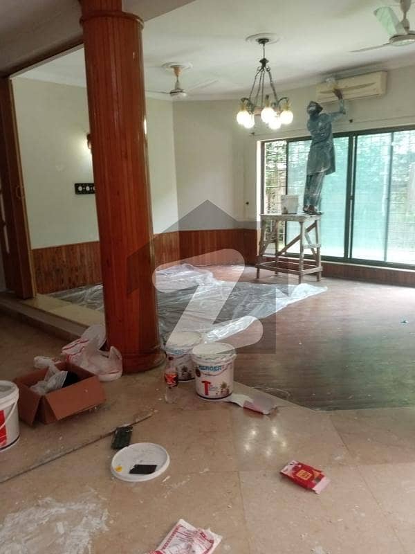 ایف ۔ 7 اسلام آباد میں 4 کمروں کا 1 کنال مکان 8.0 لاکھ میں کرایہ پر دستیاب ہے۔ ایف ۔ 7 اسلام آباد میں 4 کمروں کا 1 کنال مکان 8.0 لاکھ میں کرایہ پر دستیاب ہے۔