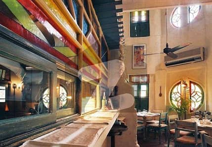 Zamzama Street 10 Most Prime Location For Restaurant, Cafe And Beauty Saloon