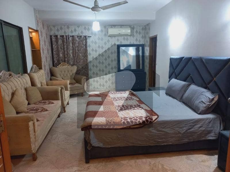 Fully Furnished Independent Room Only For Single Job Person Female