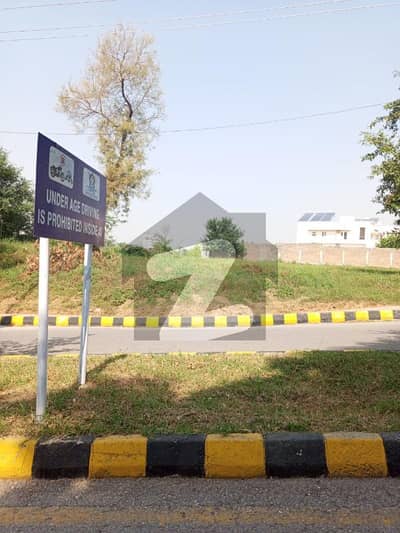 نیول اینکریج - بلاک جی نیول اینکریج,اسلام آباد میں 4 کمروں کا 5 مرلہ مکان 2.3 کروڑ میں برائے فروخت۔