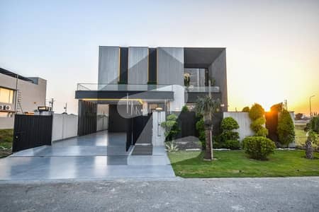 20 MARLA ELEGANT AND FULLY MAINTAINED SUPER HOT LOCATED BUNGALOW IS AVAILABLE IN THE BEST BLOCK OF DHA LAHORE 20 MARLA ELEGANT AND FULLY MAINTAINED SUPER HOT LOCATED BUNGALOW IS AVAILABLE IN THE BEST BLOCK OF DHA LAHORE