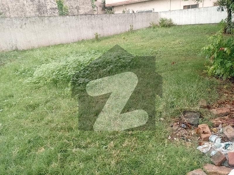 چکلالہ سکیم 3 چکلالہ سکیم,راولپنڈی میں 12 مرلہ رہائشی پلاٹ 2.25 کروڑ میں برائے فروخت۔ چکلالہ سکیم 3 چکلالہ سکیم,راولپنڈی میں 12 مرلہ رہائشی پلاٹ 2.25 کروڑ میں برائے فروخت۔