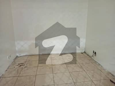 جوہر ٹاؤن فیز 2 - بلاک ایچ3 جوہر ٹاؤن فیز 2,جوہر ٹاؤن,لاہور میں 1 مرلہ دکان 7.5 ہزار میں کرایہ پر دستیاب ہے۔