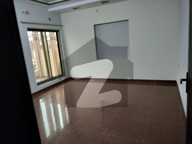 نشیمنِ اقبال فیز 2 نشیمنِ اقبال,لاہور میں 3 کمروں کا 10 مرلہ بالائی پورشن 65.0 ہزار میں کرایہ پر دستیاب ہے۔