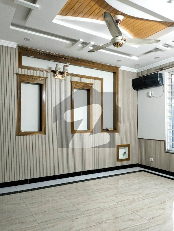 25x40 Double Storey House For Rent 25x40 Double Storey House For Rent