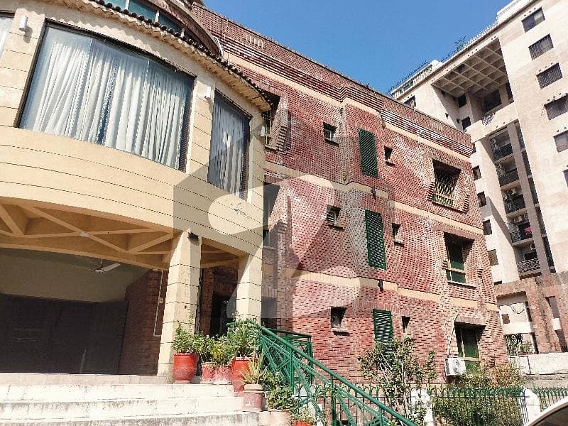 F-10 Park Tower Luxury Studio Apartment For Sale F-10 Park Tower Luxury Studio Apartment For Sale