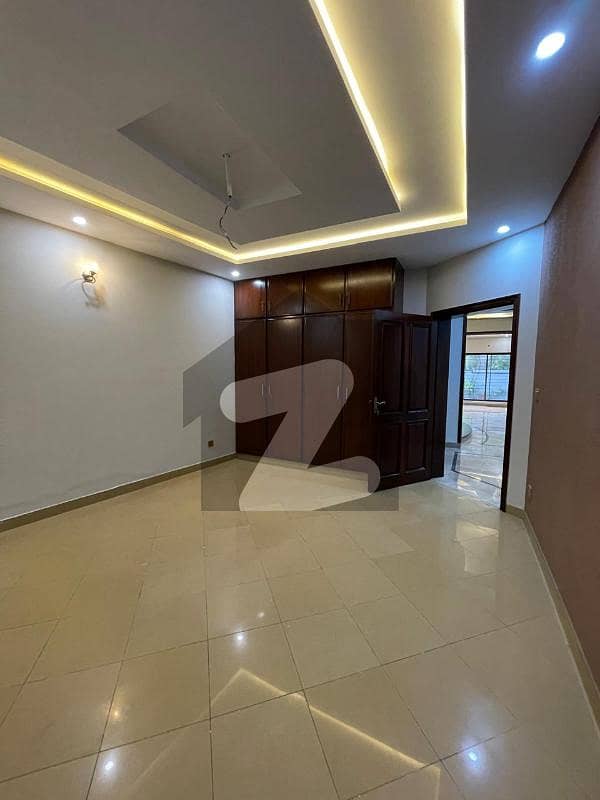 12 Marla House For Rent Like A New 12 Marla House For Rent Like A New