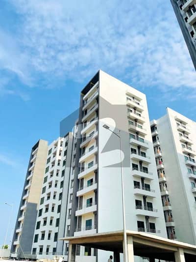 عسکری 10 - سیکٹر ایس عسکری 10,عسکری,لاہور میں 4 کمروں کا 12 مرلہ فلیٹ 4.3 کروڑ میں برائے فروخت۔