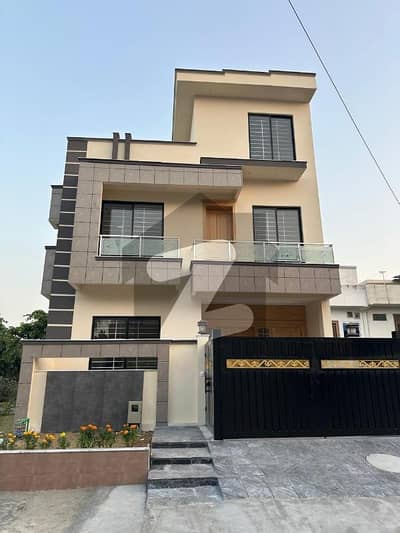 G-14/4 Brand New double story luxury House For Sale proper Corner with extra land G-14/4 Brand New double story luxury House For Sale proper Corner with extra land