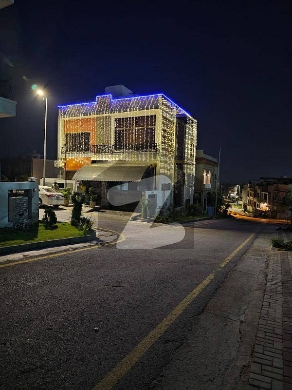 سٹی ہاؤسنگ سکیم جہلم میں 7 کمروں کا 7 مرلہ مکان 2.0 لاکھ میں کرایہ پر دستیاب ہے۔