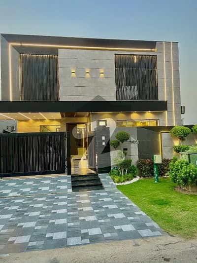 ڈی ایچ اے فیز 6 ڈیفنس (ڈی ایچ اے),لاہور میں 5 کمروں کا 1 کنال مکان 11.0 کروڑ میں برائے فروخت۔ ڈی ایچ اے فیز 6 ڈیفنس (ڈی ایچ اے),لاہور میں 5 کمروں کا 1 کنال مکان 11.0 کروڑ میں برائے فروخت۔