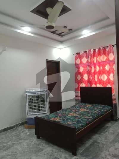 Furnish Separate Flat For Boys For Rent In Alfalah Near Lums Dha Lhr