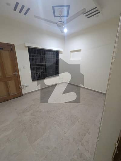3 Bedrooms Basement In G-10/2