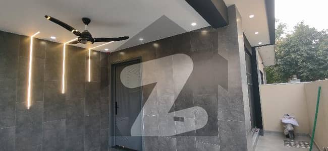 8 Marla upper portion for rent | NEAR TO PARK & AMENITIES